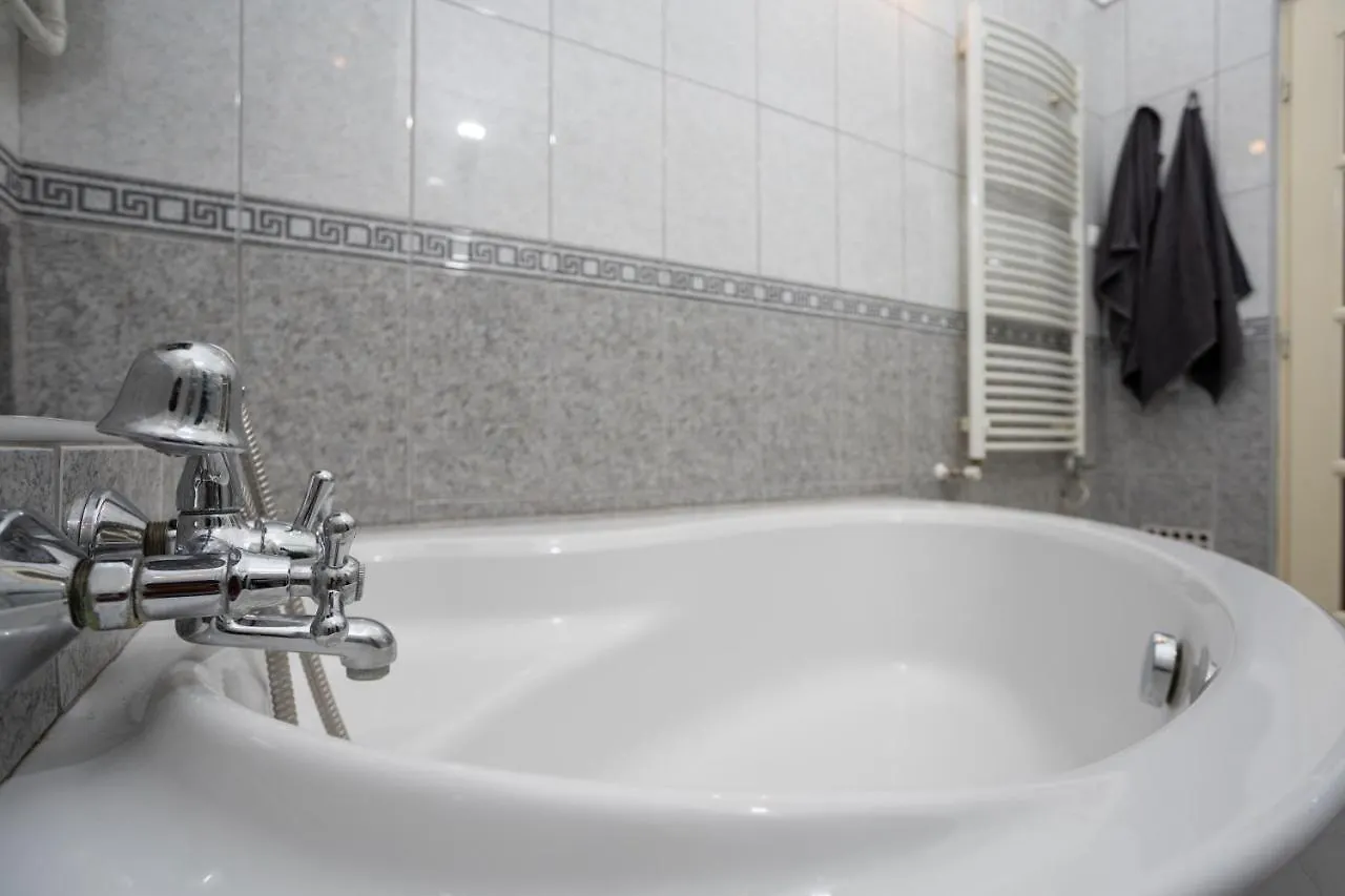 Apartment Emerald Suite With Free Parking Budapest