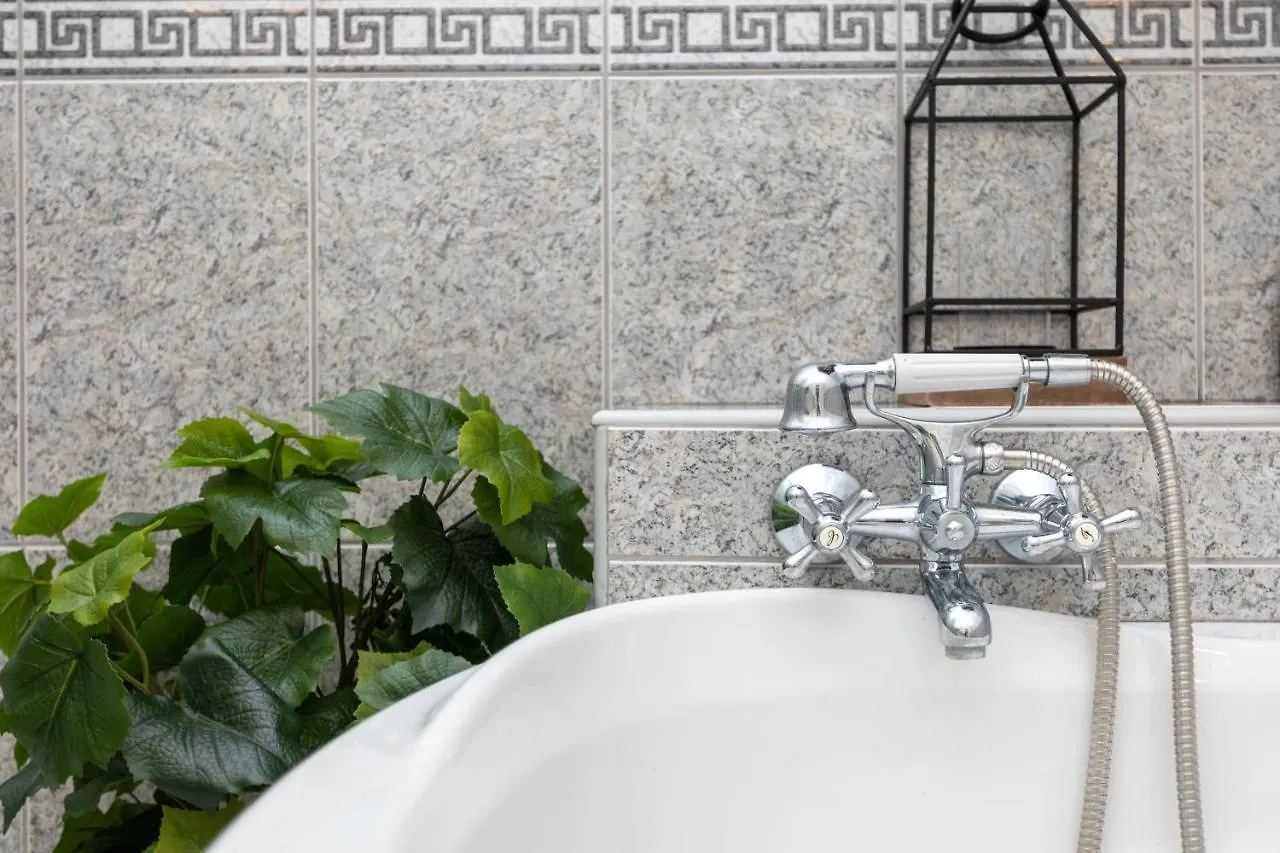 Apartment Emerald Suite With Free Parking Budapest